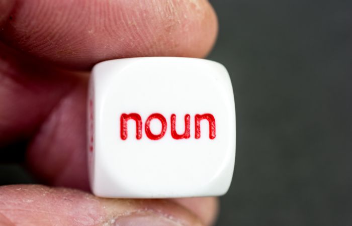 What is a noun - 10 Examples of Noun Sentences for Elementary Grammar